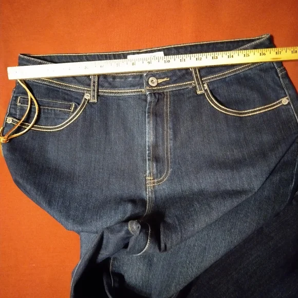 Pants - Picture 2 of 7